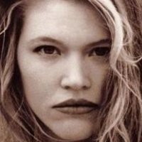 Renee Allman Nøgen