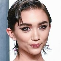 Rowan Blanchard Nøgen