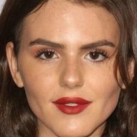 Ruby O. Fee Nøgen