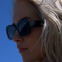 Ruby Warren Nøgen