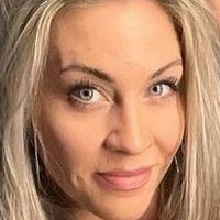 Sabrina Mina Nøgen