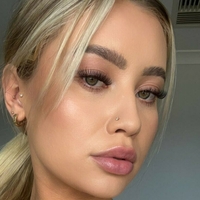 Samantha Hanson Nøgen