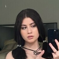 Sara Alrifaie Nøgen