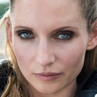 Sara Sommerfeldt Nøgen