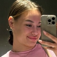 sara_thorn Nøgen