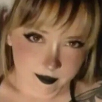 Sarile Ariadne Nøgen