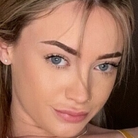 Scarlettelliscute Nøgen