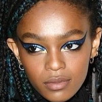 Selah Marley Nøgen