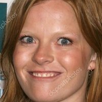 Signe Egholm Olsen Nøgen