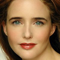 Siobhan Flynn Nøgen