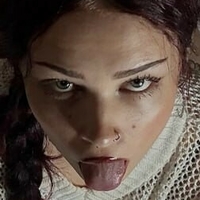 skarletfyre Nøgen