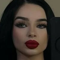 Sofia Guzman Nøgen