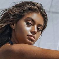 Sofia Jamora Nøgen