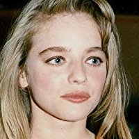 Suzanne Mizzi Nøgen