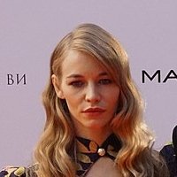 Svetlana Ustinova Nøgen