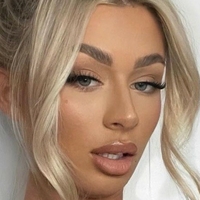 Tasha Newcombe Nøgen