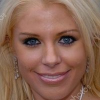 Tawney Roberts Nøgen