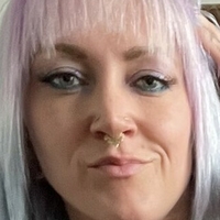 Taylor Raz Nøgen