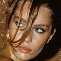 Theopisti Pourliotopoulou Nøgen