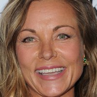 Theresa Russell Nøgen