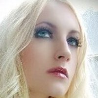 Tina Grimm Nøgen