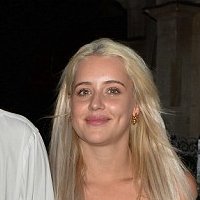 Tina Stinnes Nøgen