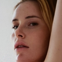 Vanessa Cosi Nøgen