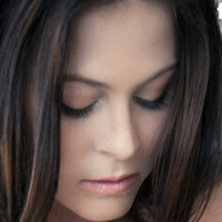 Victoria James Nøgen