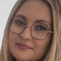 Weiß jemand wie sie heißt? Nøgen