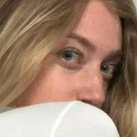 wildkatee Nøgen