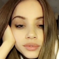 Xenia Tchoumi Nøgen