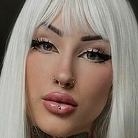 yami.liia Nøgen