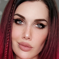 Yana Kovarski Nøgen