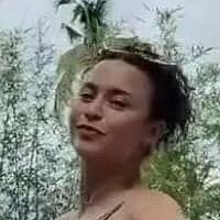 Yassi Pressman Nøgen