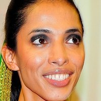 Zohre Esmaeli Nøgen